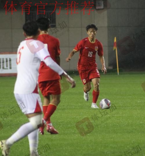 呼和浩特U-16四国赛 | 梁仕宇万项破门 中国2比2战平越南 呼和浩特U-16四国赛 | 梁仕宇万项破门 中国2比2战平越南